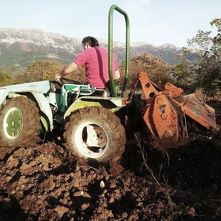 Alloggio per agriturismo L'orto Di Pentima