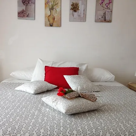 Alloggio per agriturismo L'orto Di Pentima